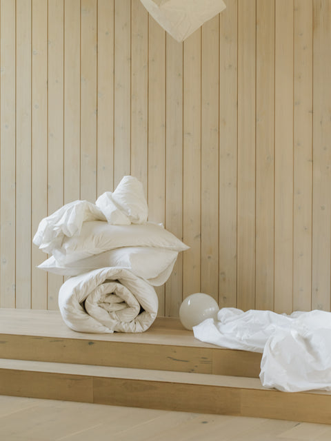 Organic and Fairtrade Warm + Luxurious Cotton Duvet Cover in White#color_white