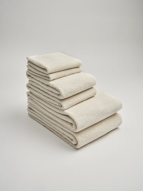 Organic and Fairtrade Cotton Bath Towel Set in Alps#color_natural