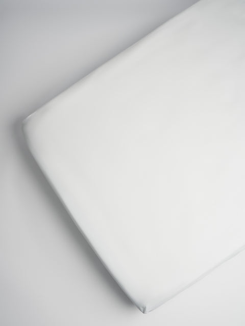 Organic and Fairtrade Cotton Crib Sheet in White#color_white