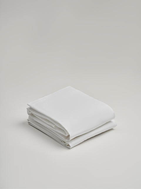 Organic and Fairtrade Warm + Luxurious Cotton Bed Sheet Set in White#color_white